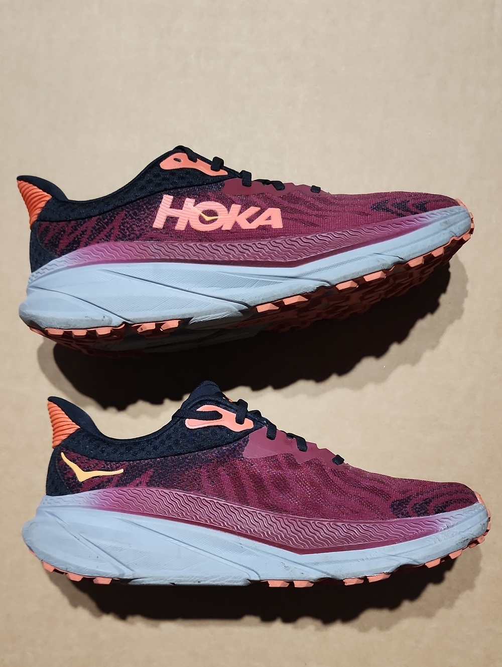 Hoka Challenger ATR 7 running shoes in the Cabernet/Flame Size 11D